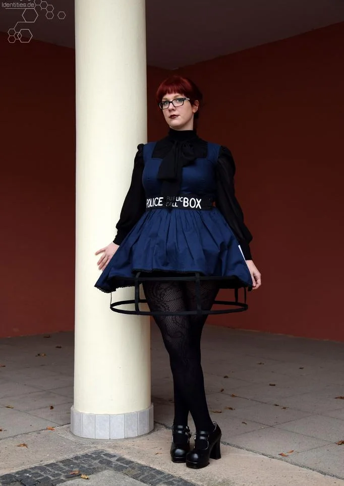 Cosplay-Cover: TARDIS