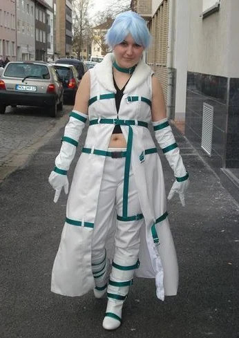 Cosplay-Cover: Eliphas Blanca Albiona