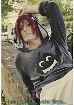 Cosplay-Cover: Rin Matsuoka [Shark Hoodie]