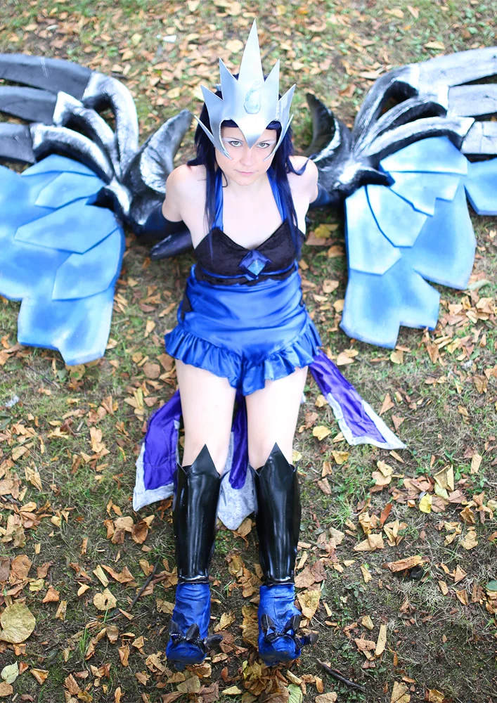Cosplay-Cover: Blackfrost Anivia