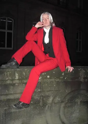Cosplay-Cover: Edgeworth Miles