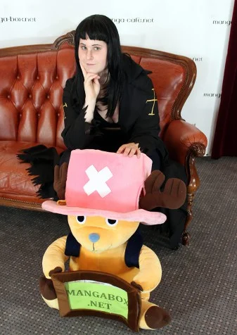 Cosplay-Cover: Nico Robin (Strong World)