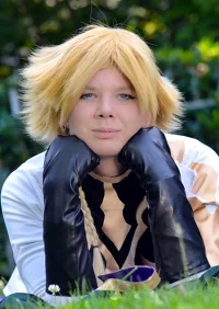 Cosplay-Cover: Gino Weinberg Knight of Three