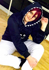 Cosplay-Cover: Rin Matsuoka Sharkhoodie