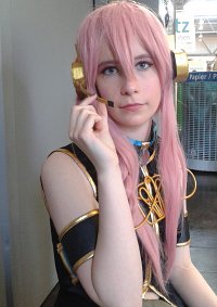 Cosplay-Cover: Luka Megurine Cosplay ( Normale Version )