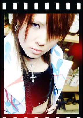 Cosplay-Cover: Saga "Kowloon -NINE HEADS RODEO SHOW- "