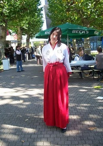 Cosplay-Cover: Hinamori Momo (Ausbildung)