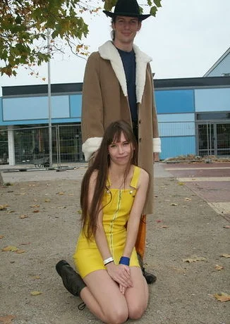 Cosplay-Cover: Selphie Tilmitt (FFVIII)