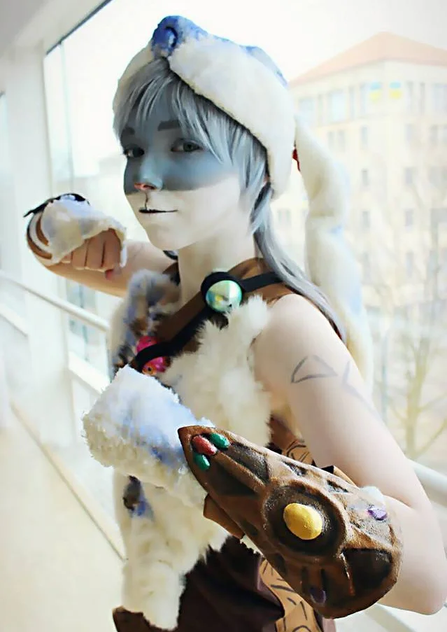 Cosplay-Cover: Osterhase