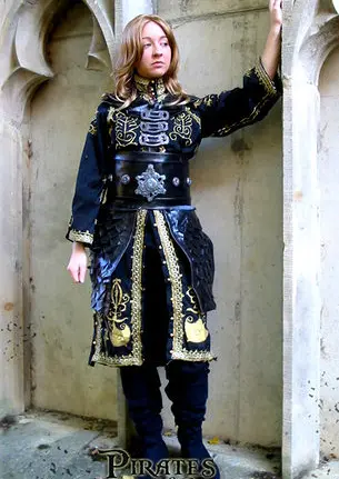 Cosplay-Cover: Elizabeth Swann (At World