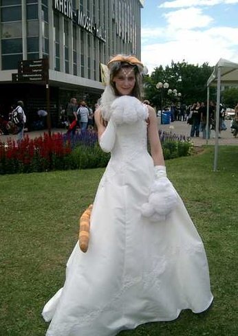 Cosplay-Cover: Hochzeitskätzchen