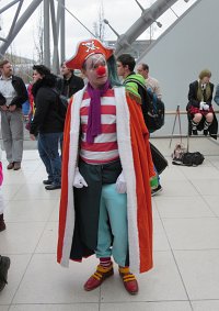 Cosplay-Cover: Buggy, der Clown