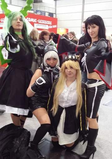 Cosplay-Cover: Strenght