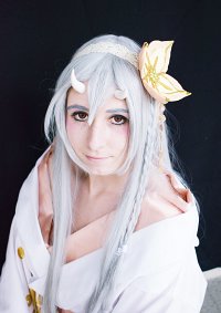 Cosplay-Cover: Chizuru Yukimura Oni (Flower Kimono)