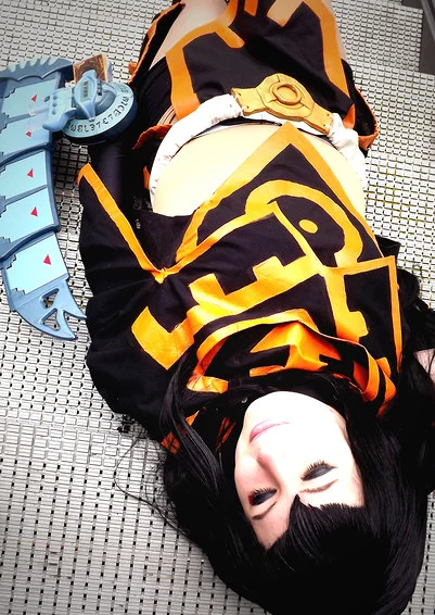 Cosplay-Cover: Carly (Dark Singer)