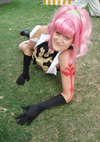 Cosplay-Cover: Anya Alstreim [Knight of Rounds]