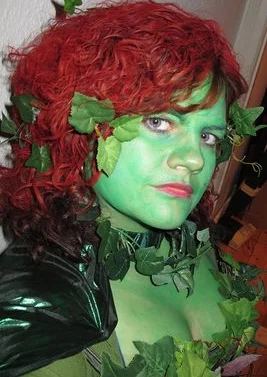 Cosplay-Cover: Poison Ivi - Dr. Pamela Lillian Isley