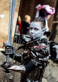 Cosplay-Cover: Daedra Krieger (Dunkel-Elf)