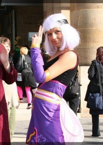 Cosplay-Cover: Ayane