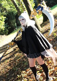 Cosplay-Cover: Gray