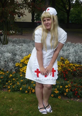 Cosplay-Cover: Krankenschwester Yuuijiro Shihôdani