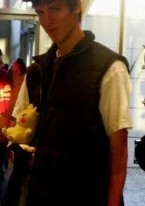 Cosplay-Cover: Ash (adult Version)
