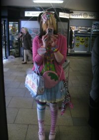 Cosplay-Cover: Carnival Decora