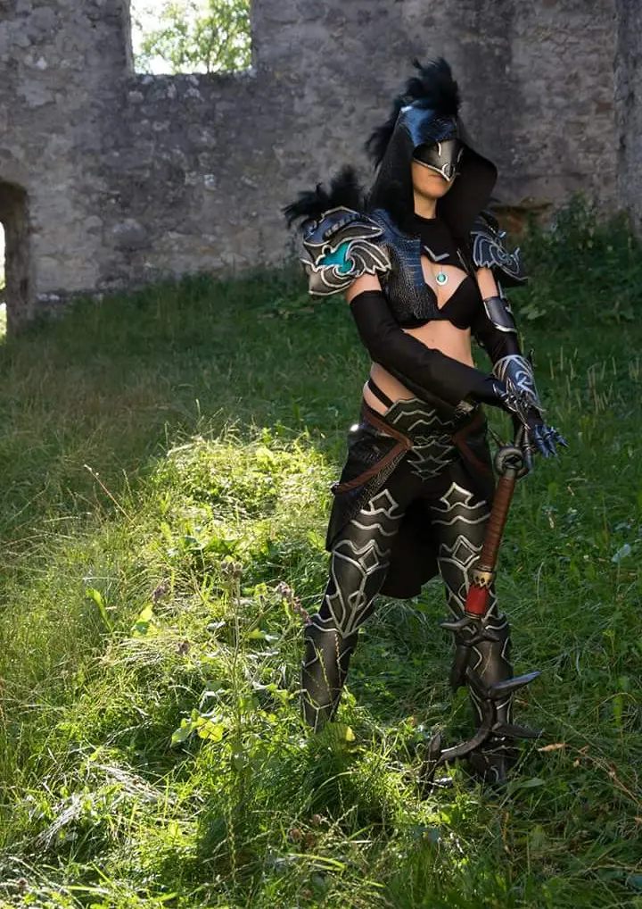 Cosplay-Cover: Diablo 3 Zauberin