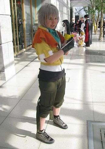 Cosplay-Cover: Hope Estheim [XIII]