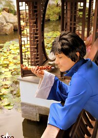 Cosplay-Cover: Lau (blue traditional dress)