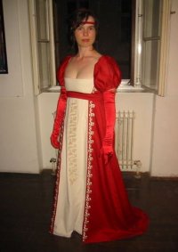 Cosplay-Cover: Empire Kleid