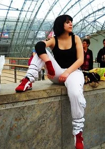Cosplay-Cover: Faith Conners