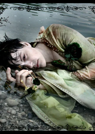 Cosplay-Cover: Froschkönigin