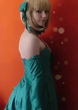 Cosplay-Cover: Liechtenstein (türkises Kleid)