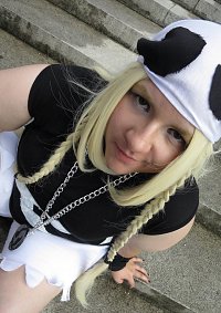 Cosplay-Cover: Lilly Team Skull