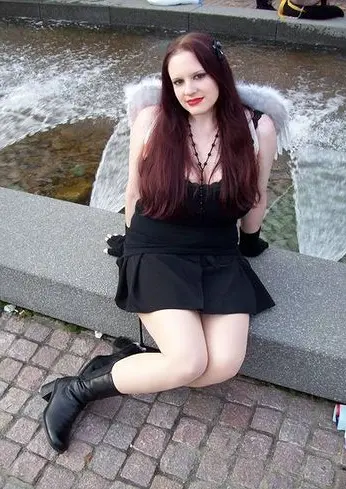 Cosplay-Cover: White Winged Black Angel
