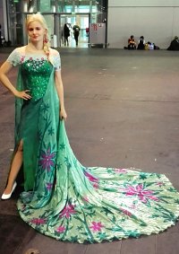 Cosplay-Cover: Elsa (Frozen Fever Version)