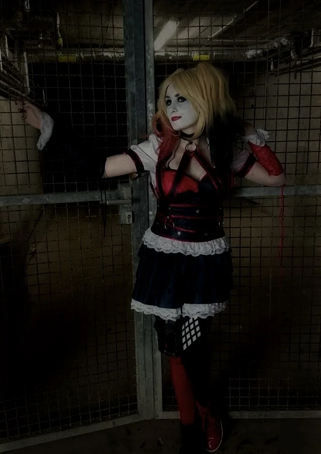 Cosplay-Cover: Harley Quinn Arkham Knight