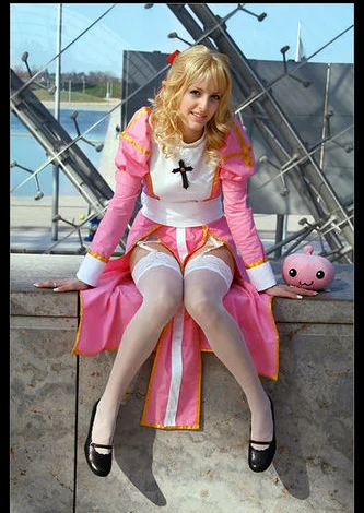 Cosplay-Cover: Highpriest