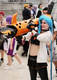 Cosplay-Cover: Fnatic Jinx