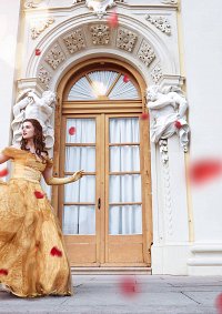 Cosplay-Cover: Belle [Ballgown]