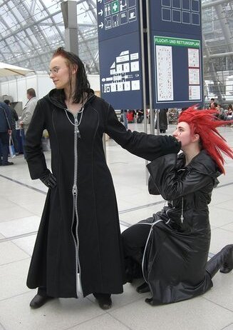 Cosplay-Cover: Axel(mit Schwarzen haaren, unfertig)