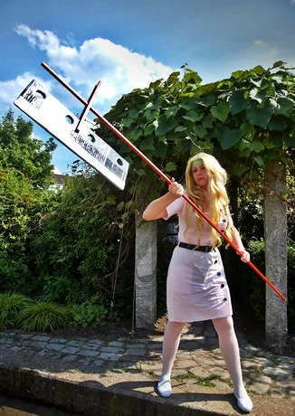 Cosplay-Cover: Eliza Faust