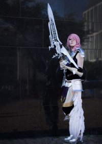 Cosplay-Cover: Lightning