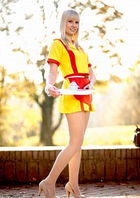 Cosplay-Cover: Caroline Channing  (2 Broke Girls )