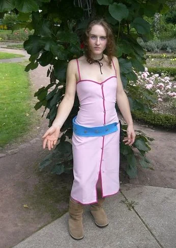 Cosplay-Cover: Aeris Gainsborough (Kostüm von Wanny)