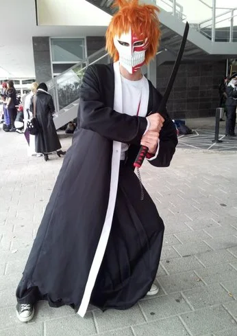 Cosplay-Cover: Ichigo Kurosaki Bankai Hollow
