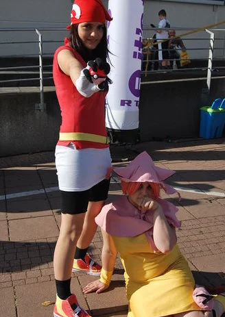 Cosplay-Cover: May