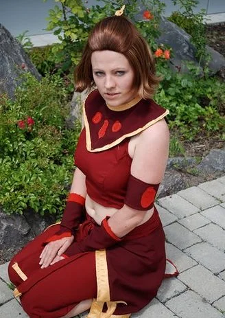 Cosplay-Cover: Suki (Feuer-Nation)