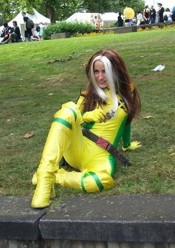 Cosplay-Cover: Rogue (Icon-Version)